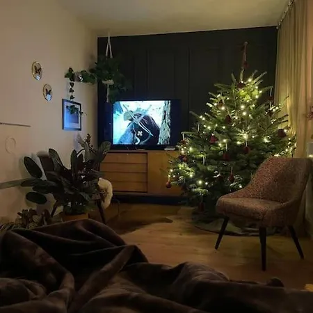 Freistehendes Haus Fuegen Vakantiehuis *
